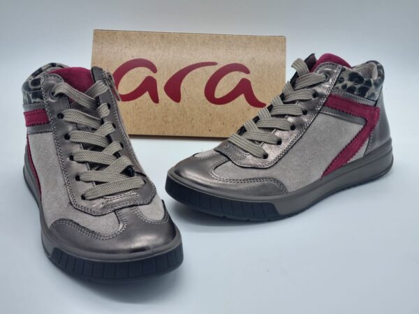 ARA Femme Espace confort
