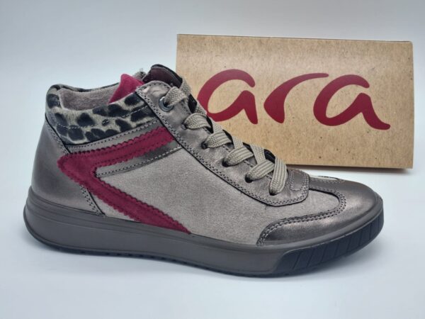 ARA Femme Espace confort